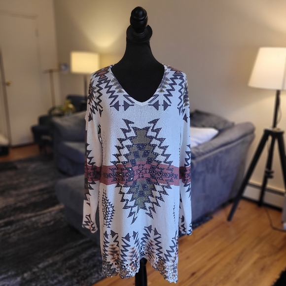 Vocal Tops - Vocal Aztec Geometric Patterned Long Sleeve Top Size XL - 3X